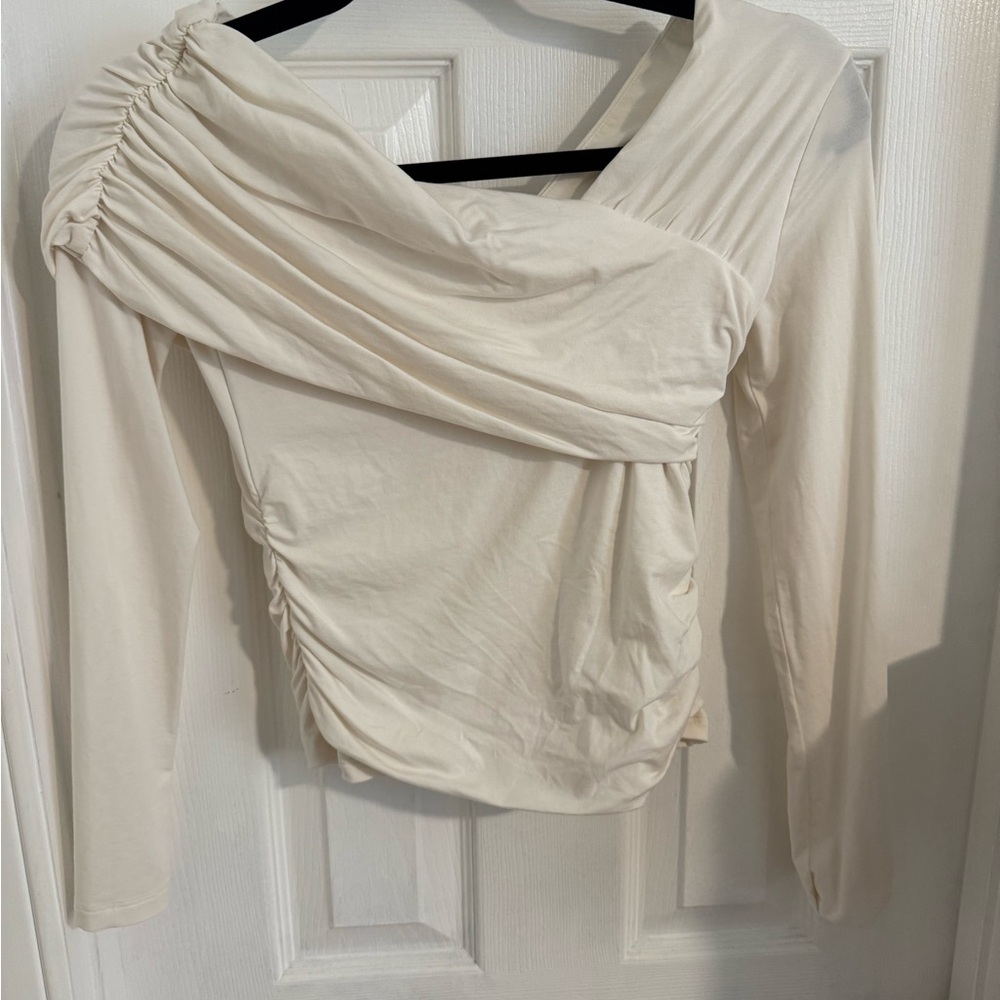Abercrombie & Fitch Cream Ruched Long Sleeve Blouse